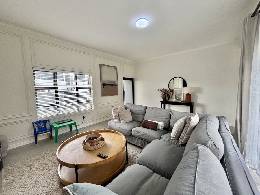 To Let 3 Bedroom Property for Rent in Sandown Western Cape